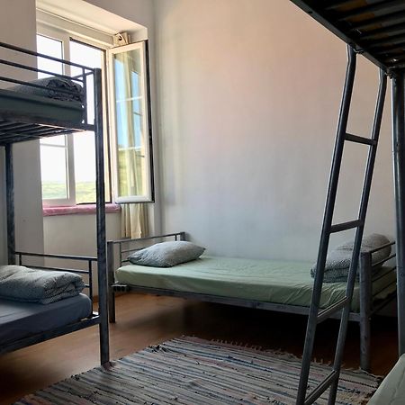 אזניאס דו מאר Meraki Hostel מראה חיצוני תמונה