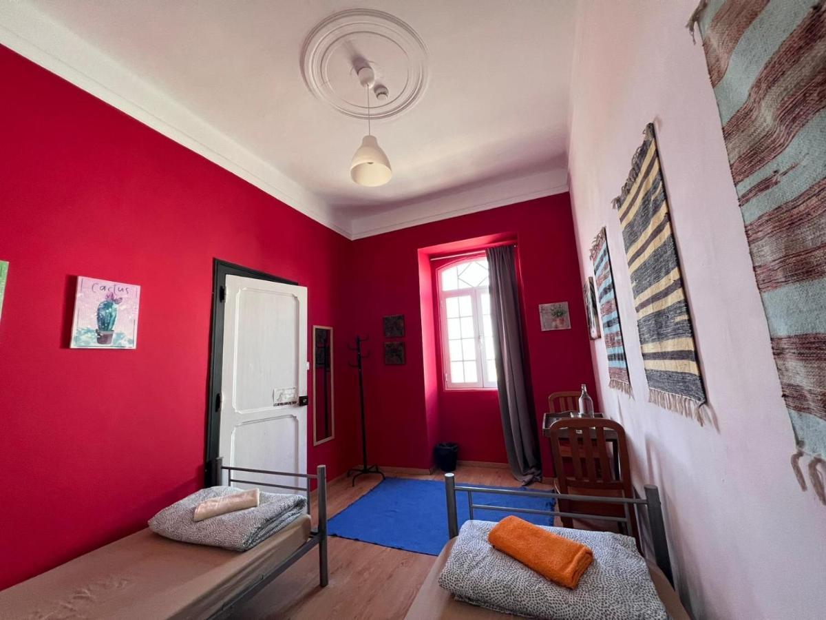 אזניאס דו מאר Meraki Hostel מראה חיצוני תמונה